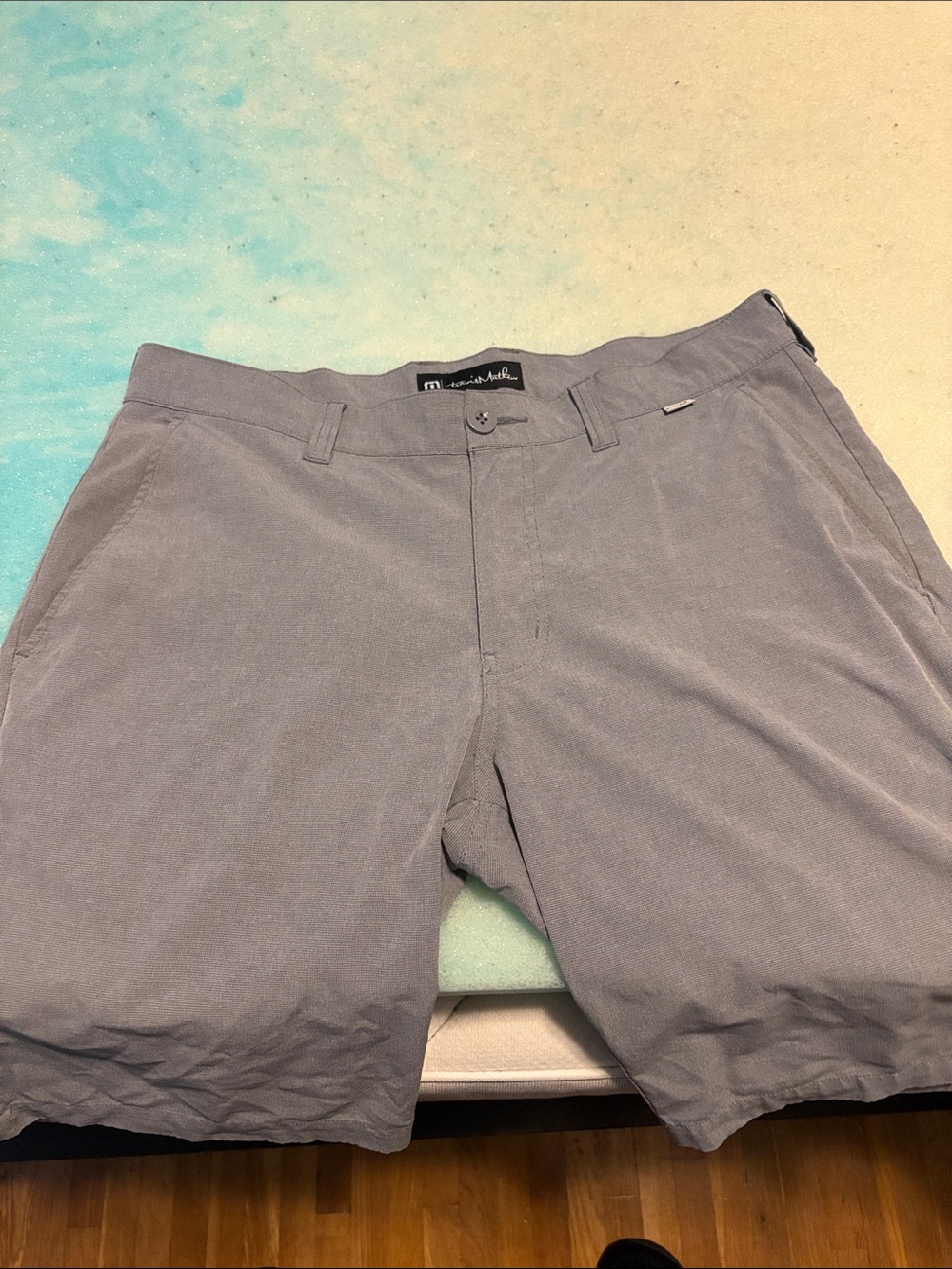 Travis Mathew Light Gray Flat-Front Men's Golf Shorts